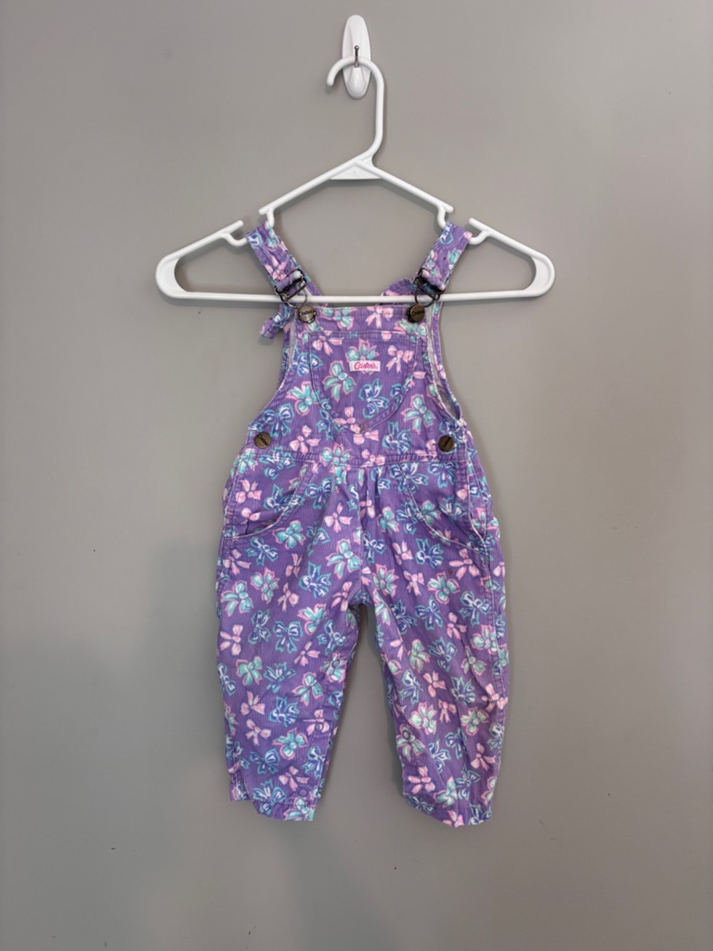 Vintage Carter’s corduroy overalls - 18 months
